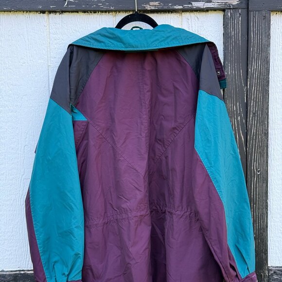Vintage Columbia Windbreaker Jacket - Picture 9 of 16